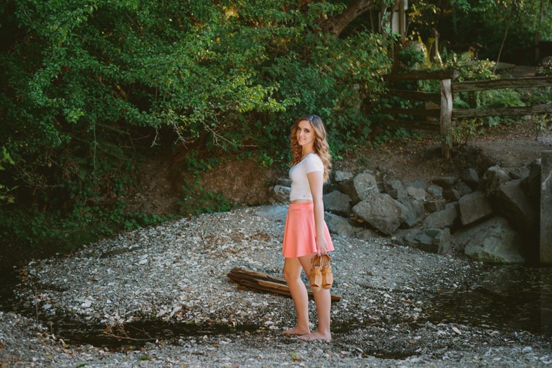 Hood Canal high school senior portraits, with natural scenery. 