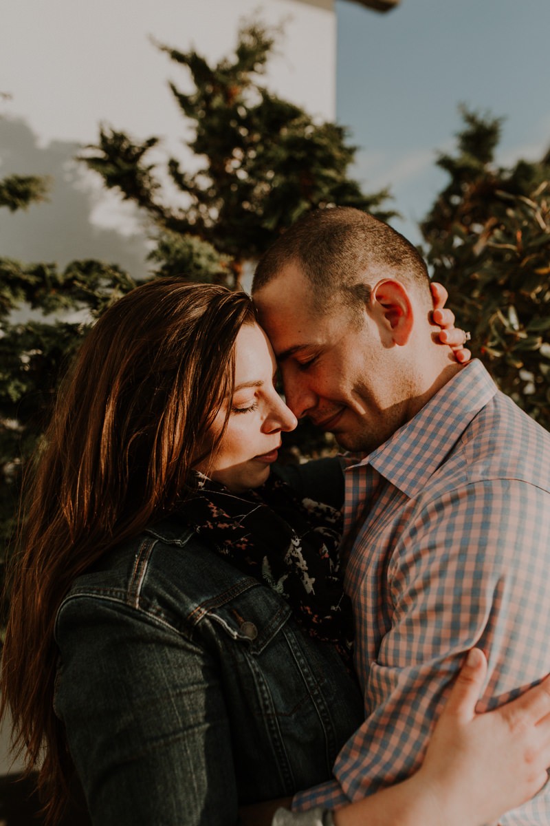Engagement session fun in Kitsap County | Seattle wedding + elopement photographer Meghann Prouse | www.photomegs.com