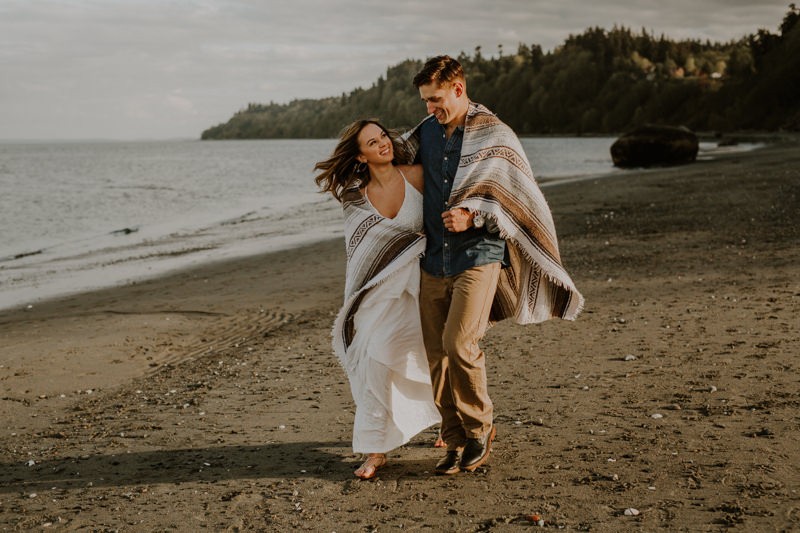 Free-spirited beach engagement photos in the PNW. 